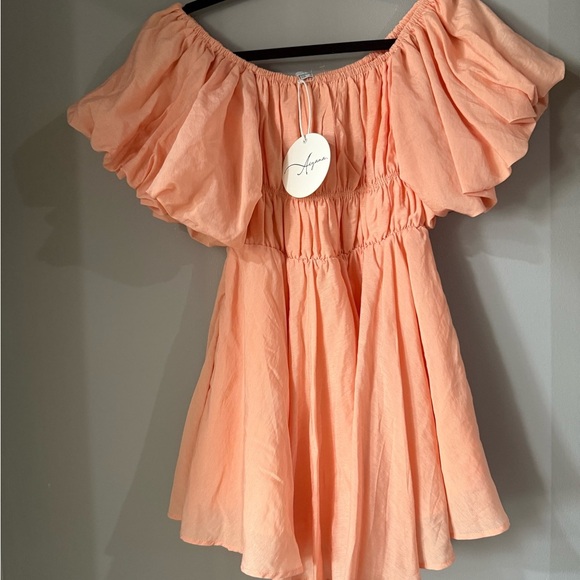 Aiyana Elegant Off-Shoulder Dress - Picture 3 of 10